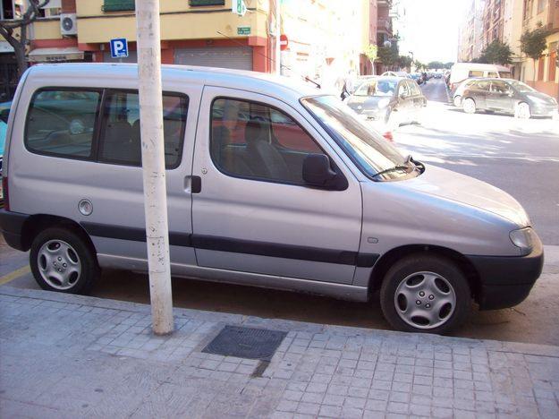 VENDO  PEUGEOT PARTNER 1.9,AÑO 1999, KM 119000