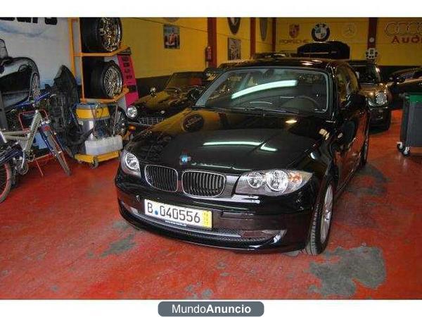 BMW 116 d-TECHO-PDC-TE MPOMAT-VOLANTE