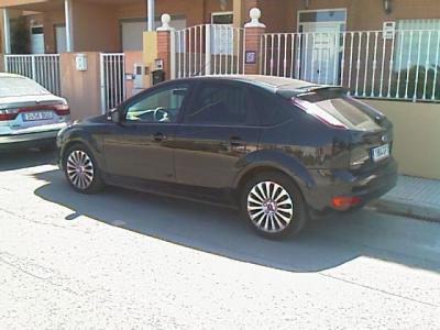 Ford Focus 1.6 109 CV