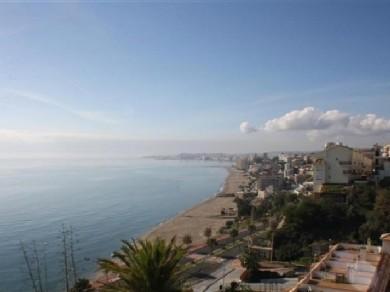 Apartamento con 2 dormitorios se vende en Fuengirola, Costa del Sol