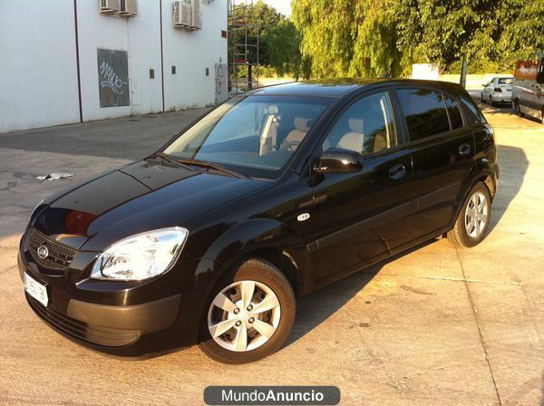 KIA RIO AÑO 2008 MUY BUEN ESTADO