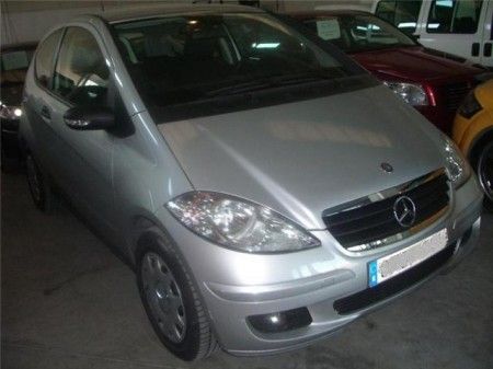 MERCEDES-BENZ A 180 CDI ELEGANCE 12 MESES GARANTIA - Toledo