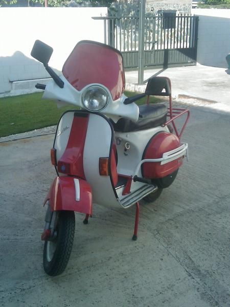 VENDO VESPA P200 DN AÑO 82 RESTAURADA 100%