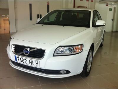 Volvo s40 drive drive momentum