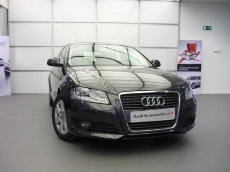 AUDI A3 1.9TDIE ATTRACTION DPF - Madrid