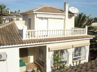 Chalet con 3 dormitorios se vende en Ciudad Quesada, Costa Blanca