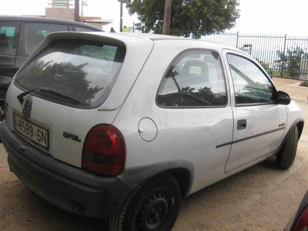 OPEL CORSA (90.000 KM) MUY BUEN ESTADO RUEDAS NUEVAS DEL  96