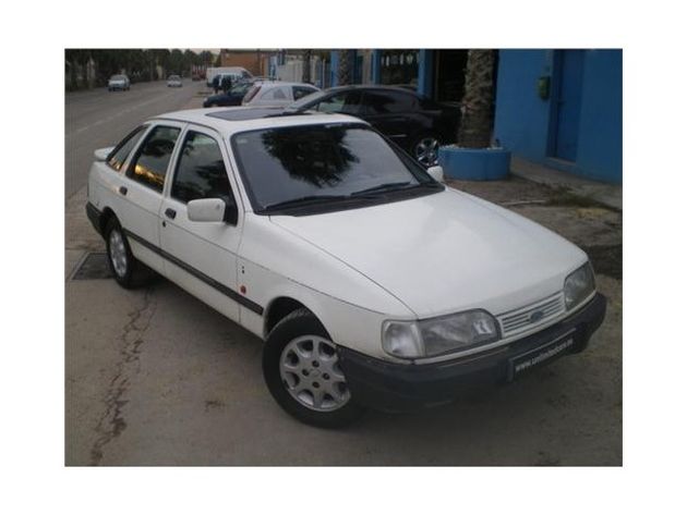 FORD Sierra 2.0i Ghia A.A.