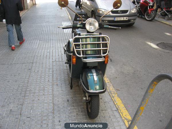 Se vende vespa 200