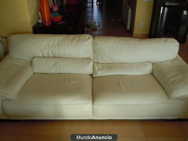 VENDO MUEBLES DE GRAN CALIDAD Y ELECTRODOMÉSTICOS DE GAMA ALTA