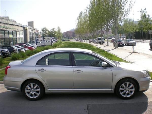 Toyota Avensis 2.2 D 4D Executive