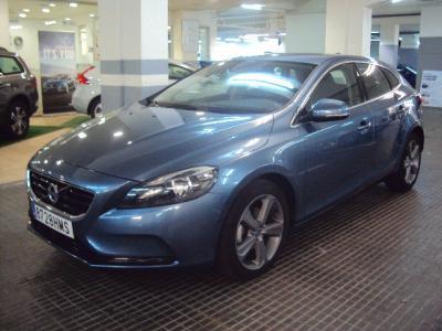 Volvo V40 D2 Momentum