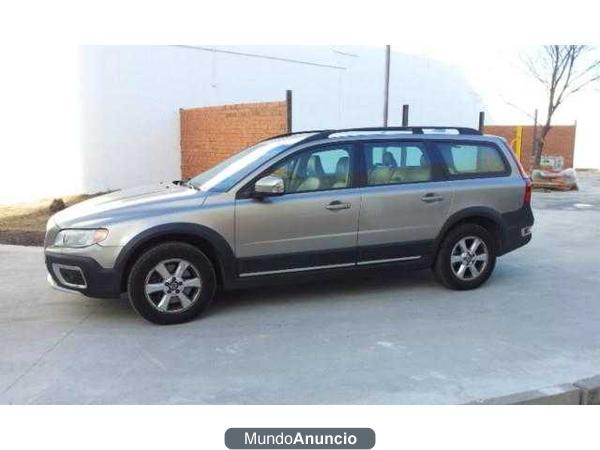 Volvo XC 70 D5 Momentum Auto