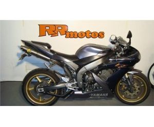 YAMAHA R1 1000