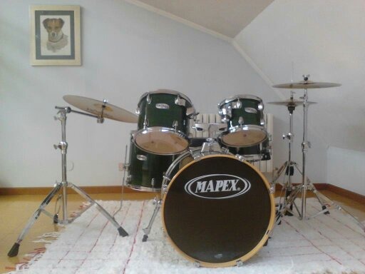 se vende Batería Mapex servies M, seminueva