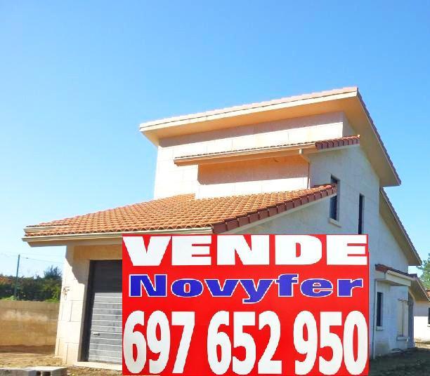 EXTRAORDINARIO CHALET INDIVIDUAL EN MOREIRA PONTEAREAS  (PONTEVEDRA)