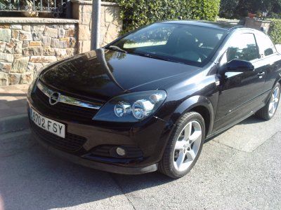 OPEL ASTRA GTC SPORT 1.6 16V - BARCELONA