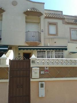 Casa adosada en Aguadulce