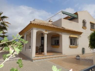 Chalet con 3 dormitorios se vende en Cabo Roig, Costa Blanca