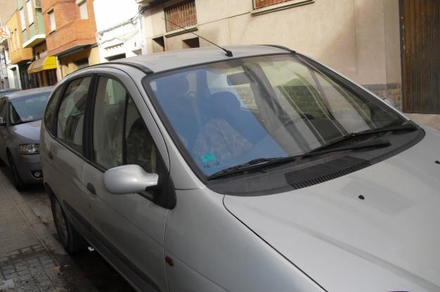 renault megane scenic  1,9 dci