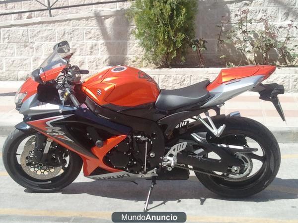 Se vende Suzuki GSX-R 600