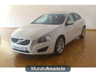 Volvo S60 D3 MOMENTUM