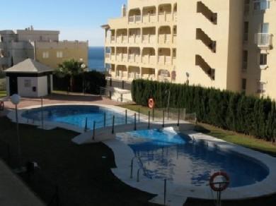 Apartamento con 2 dormitorios se vende en Benalmadena Costa, Costa del Sol