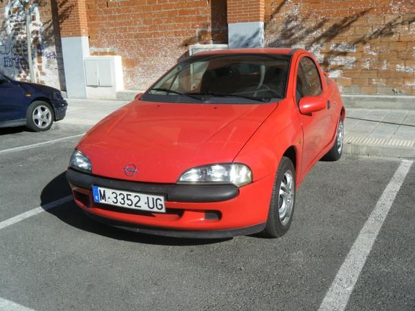 opel tigra rojo 1.4cc 90cv