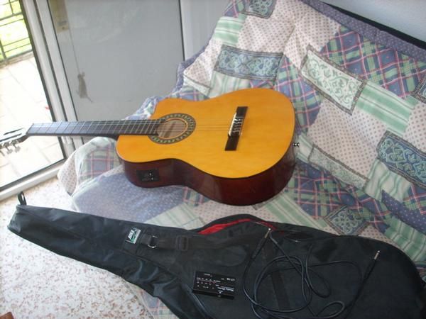 vendo pack de guitarra electroacustica freeman