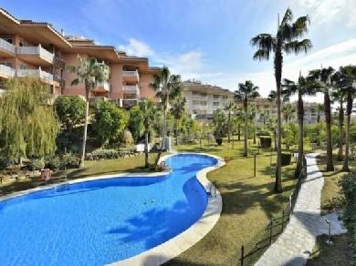 Apartamento con 3 dormitorios se vende en Fuengirola, Costa del Sol