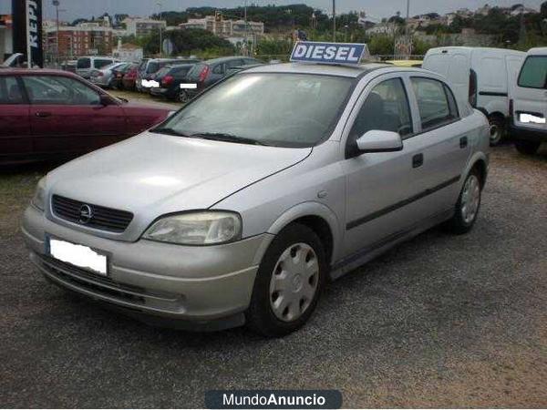 Opel Astra 1.7 DtI Club