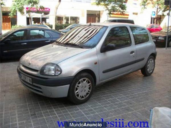 RENAULT CLIO 1.4 ES UNA GANGA!! SOLO 1300 E ULTIMO PRECIO