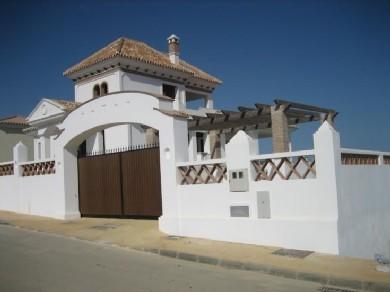 Chalet con 5 dormitorios se vende en Manilva, Costa del Sol