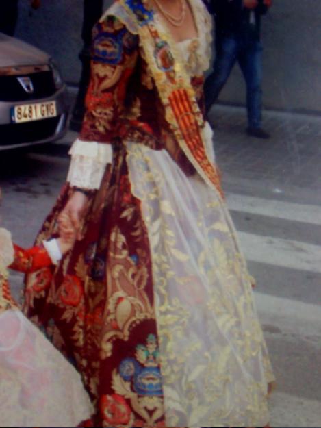 Traje de fallera s.xviii