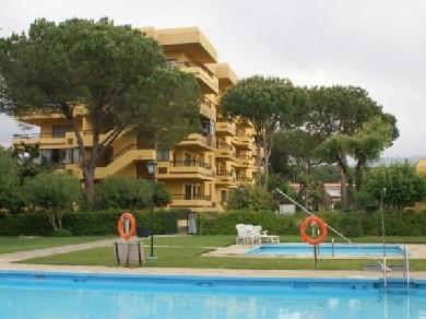 Apartamento con 2 dormitorios se vende en Marbella, Costa del Sol