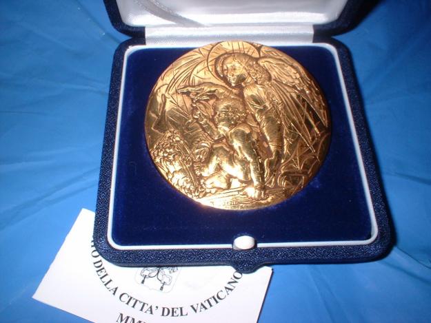 Vaticano, Medalla chapado en oro bendecida Juan Pablo II - Homenaje a Leonardo