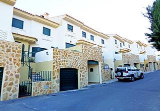 4b  , 2ba   in La Nucia,  Costa Blanca South   - 199000  EUR