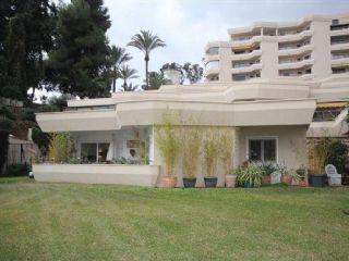 Chalet en venta en Atalaya-Isdabe, Málaga (Costa del Sol)