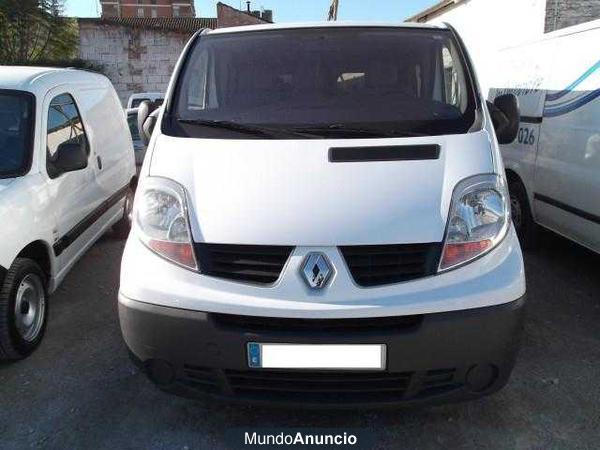 Renault Trafic Traf 1.9DCi Combi6 27 CN 100