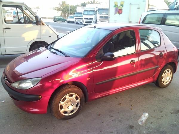 Vendo peugeot 206, 2,700