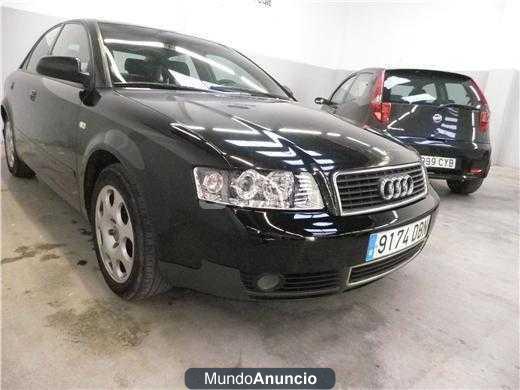 Audi A4 2.5 TDI 155 CV