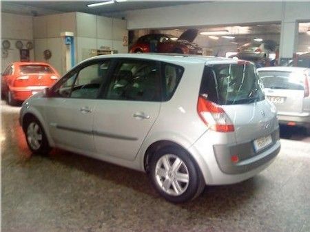 RENAULT SCENIC DYNAMIQUE 1.9DCI EU4 5P. - Madrid