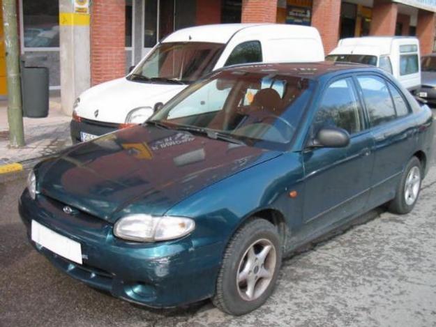 Venta de coche Hyundai ACCENT 1.3 LS '98 en Fuencarral