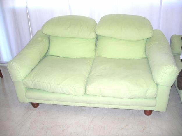 Conjunto de dos Sofás marca HERMA, sistema relax de reclinación individual de cada asiento