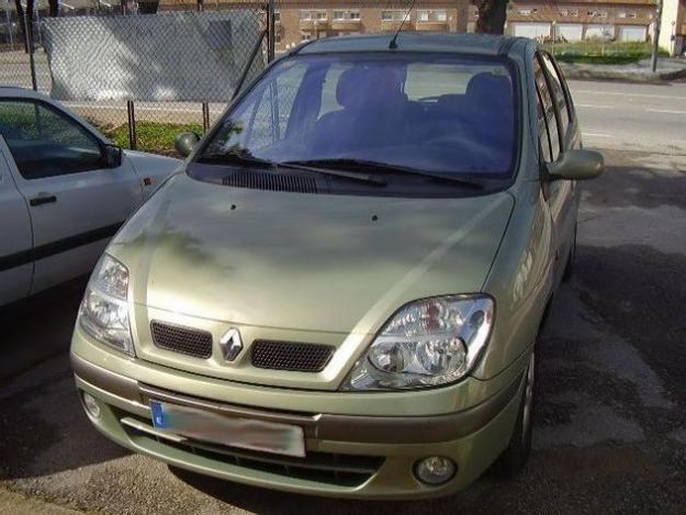 Venta de coche Renault SCÉNIC 1.9 DCI FAIRWAY '02 en Palau De Plegamans