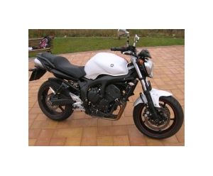 YAMAHA FZ6