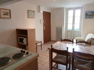 Apartamento : 2/4 personas - manosque  alpes de alta provenza  provenza-alpes-costa azul  francia