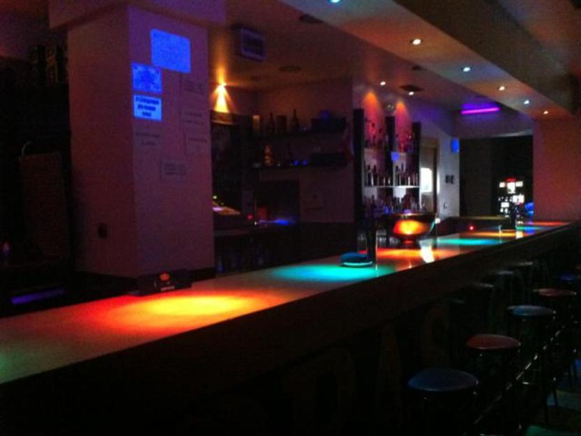 Alquiler Bar de Copas 270m²  zona Las Rosas