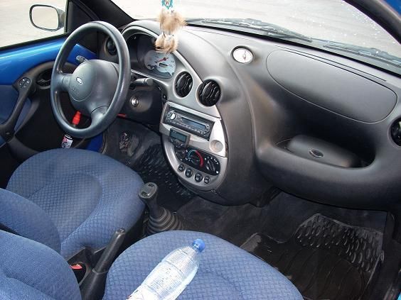 se vende excekente ford ka