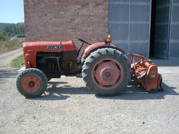 tractor FIAT-421 R del 1960